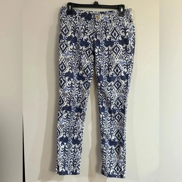 Lilly Pulitzer Callahan Chino Pants in Bright Navy Tons of Fun Ikat - Picture 3 of 8